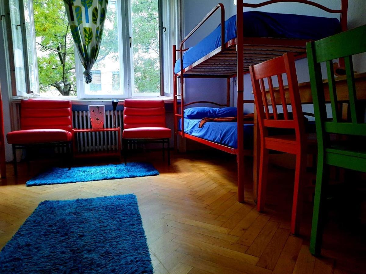 Lamis Hostel Budapest Exterior photo