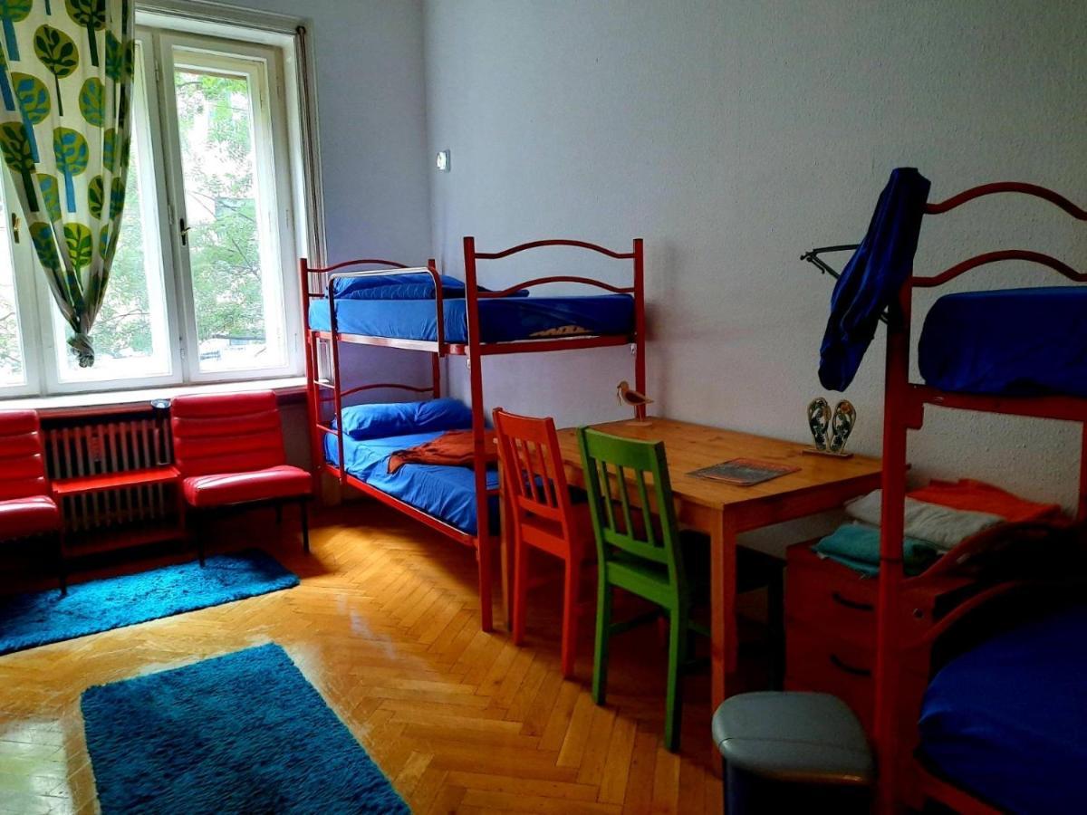 Lamis Hostel Budapest Exterior photo