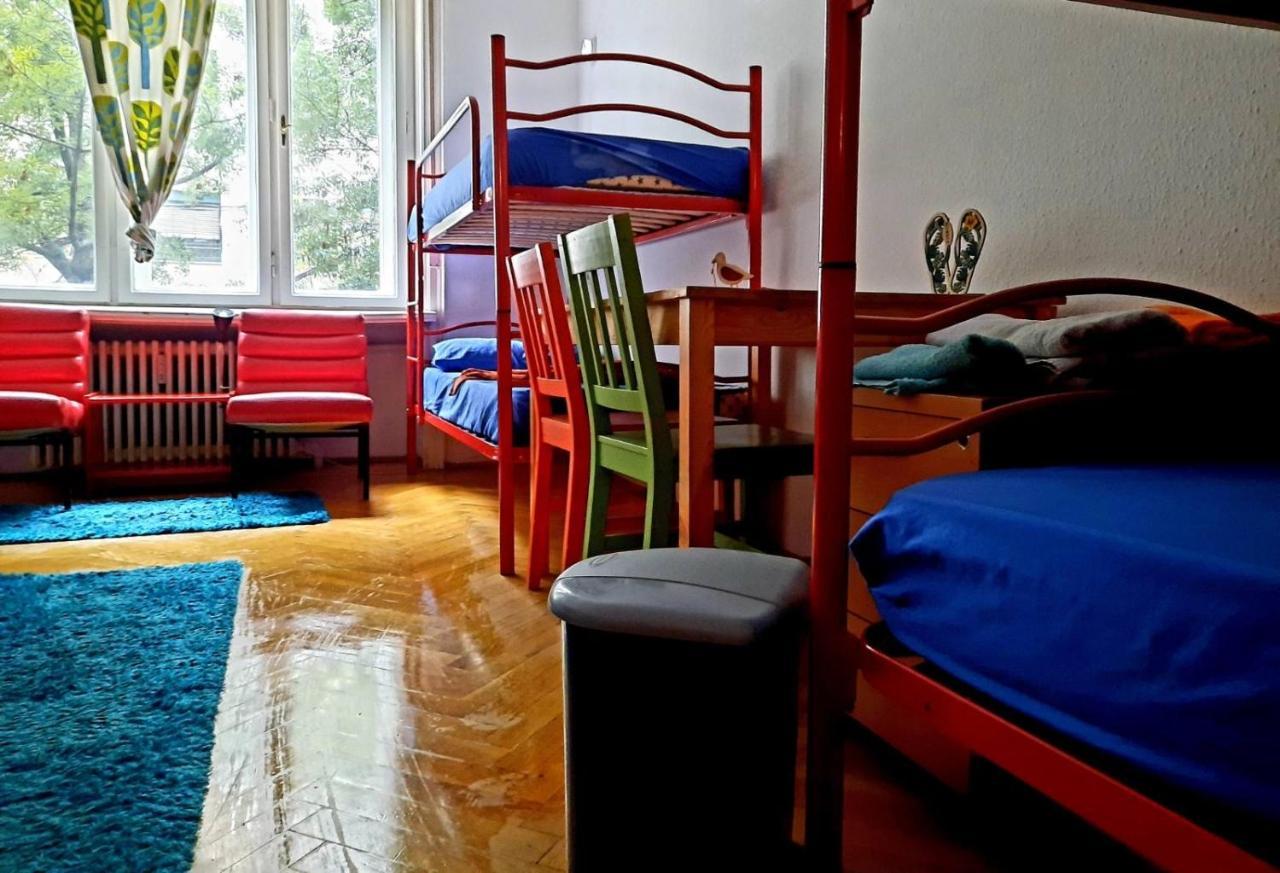 Lamis Hostel Budapest Exterior photo